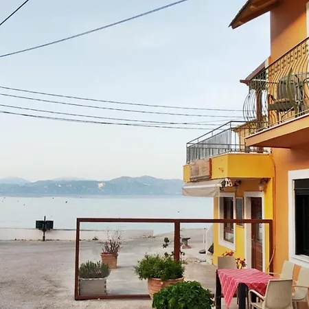 Old Harbour By Corfuescapes Apartment *